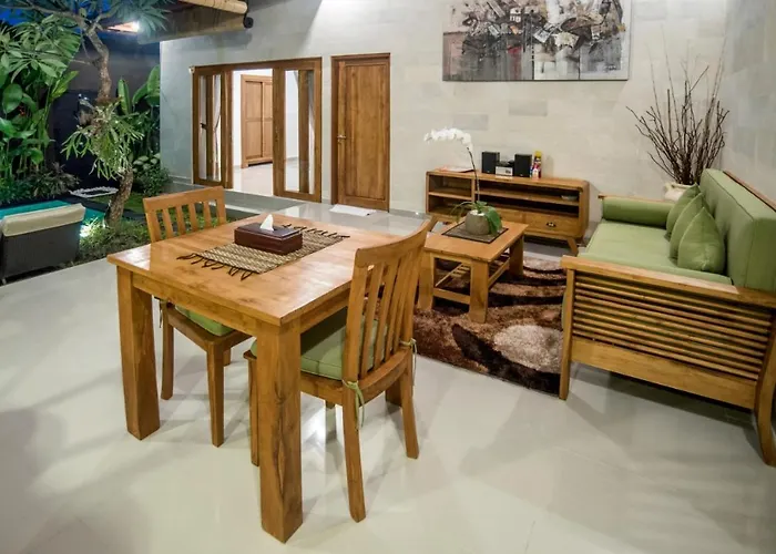 Sandi Agung Bidadari Villa *